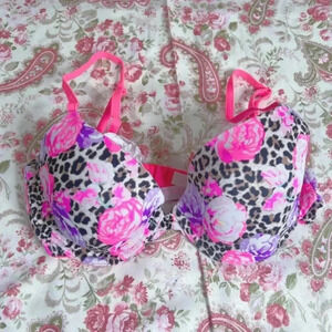 PINK Victoria's Secret Wear Everywhere Demi Bra Leopard Print Pink Flowers 34C